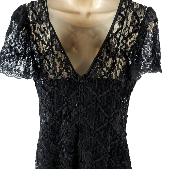 Vintage After Dark Elegant Black Lace Midi Dress - Picture 9 of 11